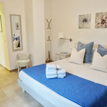 By The Sea 4* Sperlonga