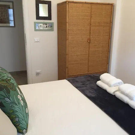 By The Sea Pensjonat Sperlonga