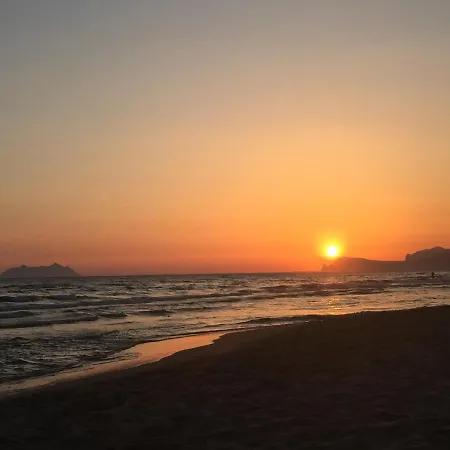 Pensjonat By The Sea 4*